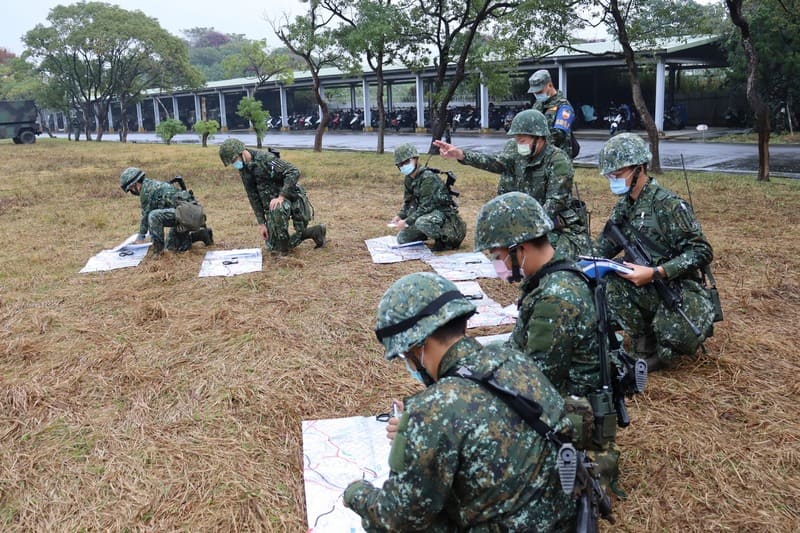 連長召集各臺長下達口述命令