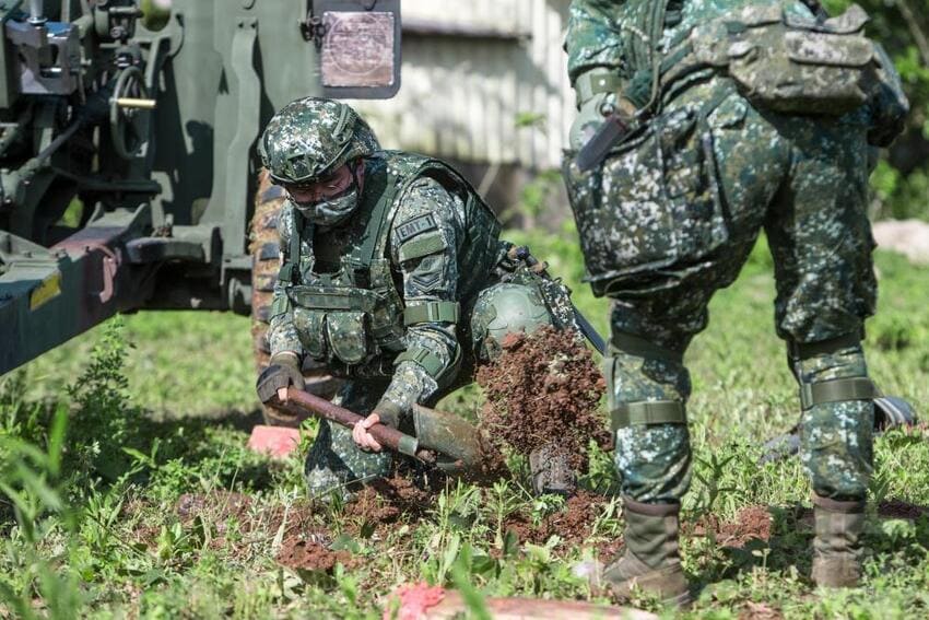 官兵在指定時間內完成火砲放列