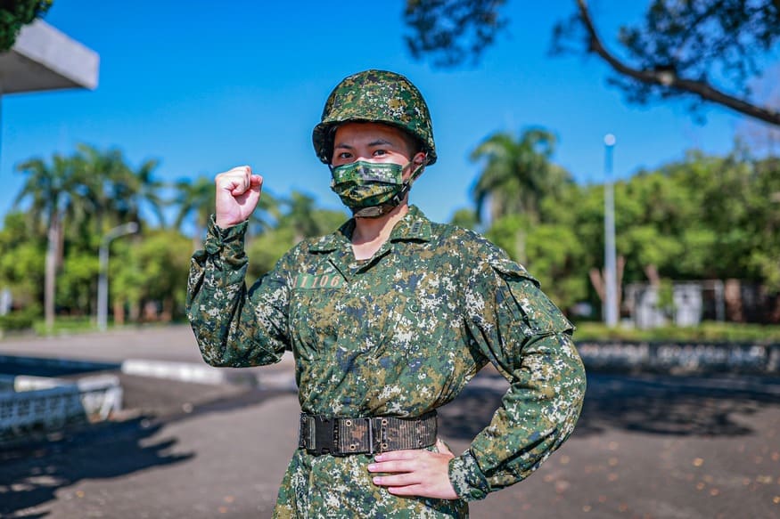 陸軍專校入伍生潘妍蓉